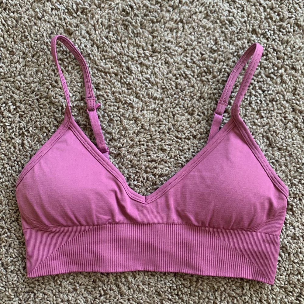 Lululemon Ebb to Street Bra Size 6